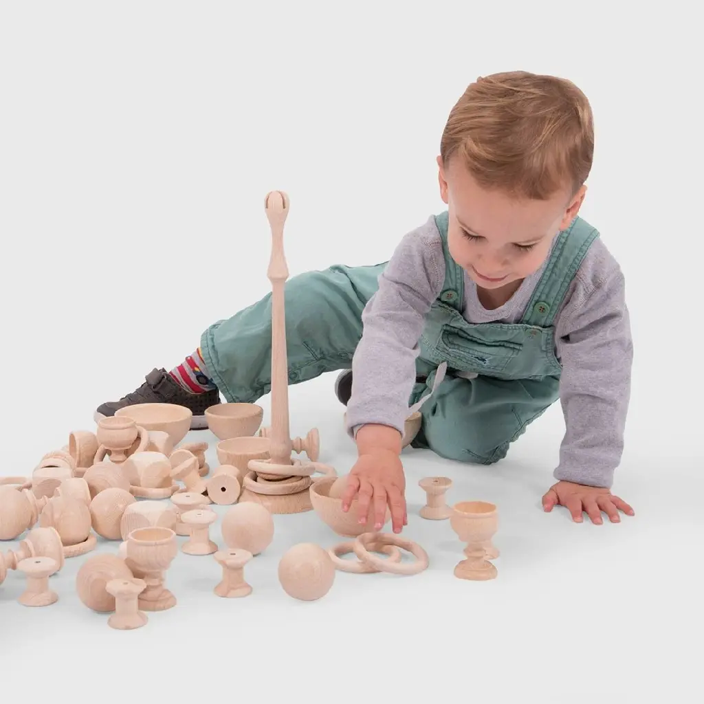 tickit-natuurlijke-houten-ringstandaard-2.webp